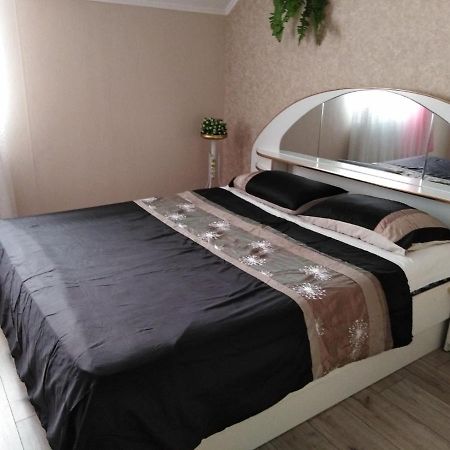 Apartament On Komarova 29 Вулиця Комарова 29 Kirovograd Dış mekan fotoğraf
