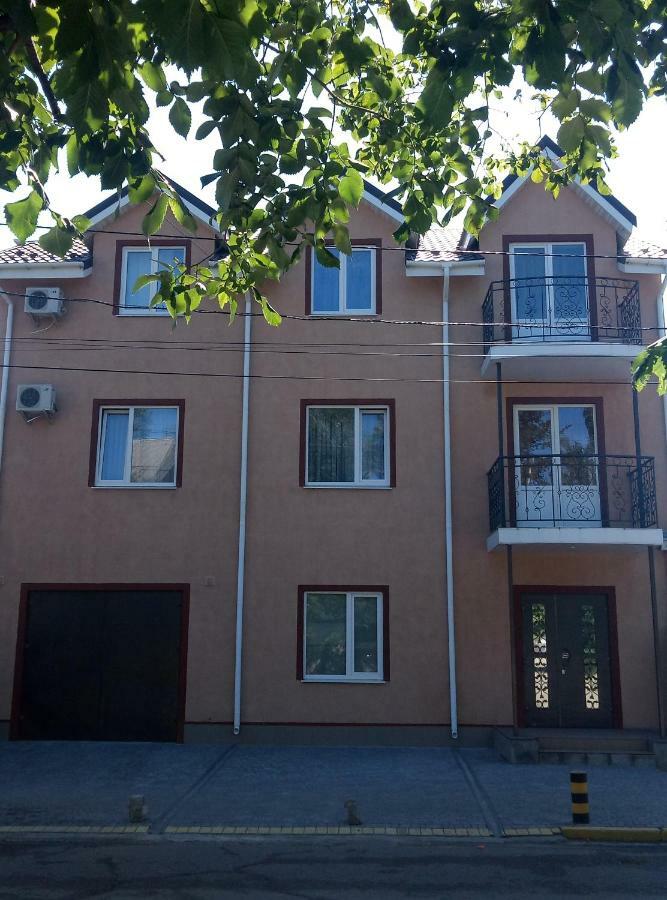 Apartament On Komarova 29 Вулиця Комарова 29 Kirovograd Dış mekan fotoğraf